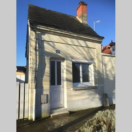 La Petite Maison De Tatate Holiday home Longue
