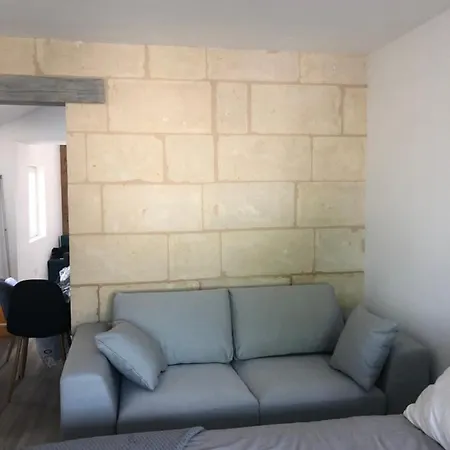 La Petite Maison De Tatate Semesterbostad Longué