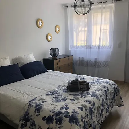 度假居 La Petite Maison De Tatate