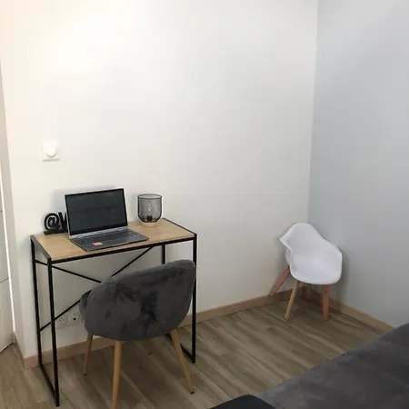 別荘 La Petite Maison De Tatate Longué