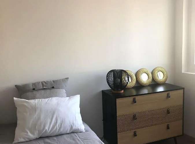 La Petite Maison De Tatate * Longué